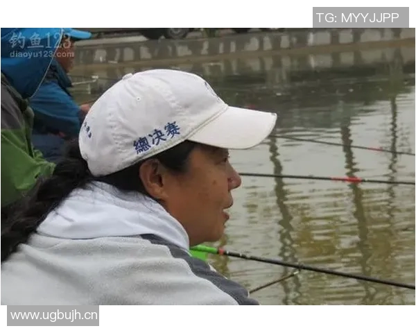 球赛现场直播全程跟踪分析带你实时解读赛场精彩瞬间与精彩数据分析